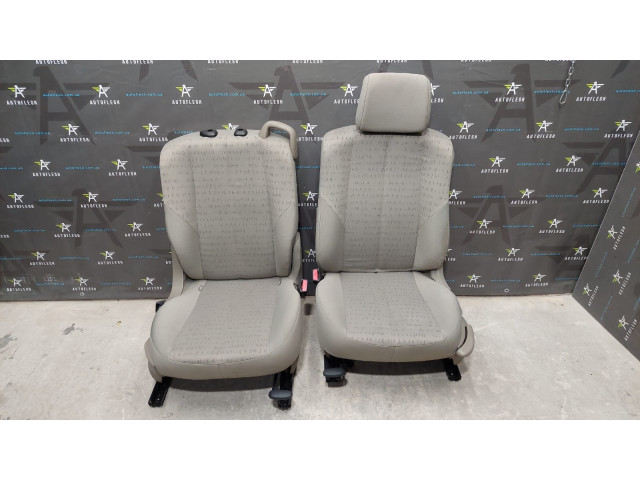 Сидіння передні 7701055618, 7701055617 Renault Scenic 2 сценік бу Сидіння передні 7701055618, 7701055617 Renault Scenic 2 сценік бу